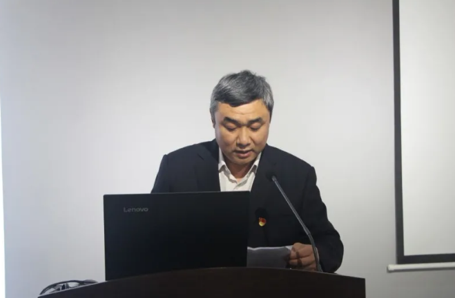 山東順和集團(tuán)召開學(xué)習(xí)貫徹中共第十九屆五中全會(huì)精神專題會(huì)